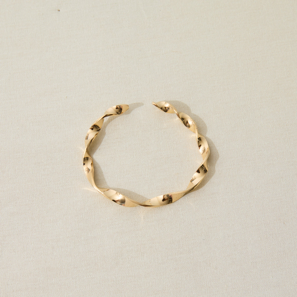 Winding Bangle